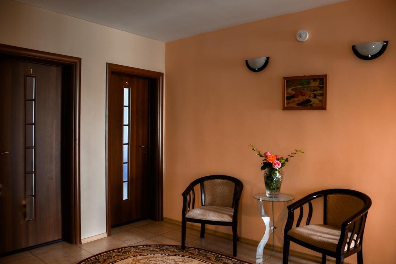Pensiunea Clasic Hunedoara Pestisu Mare Extérieur photo
